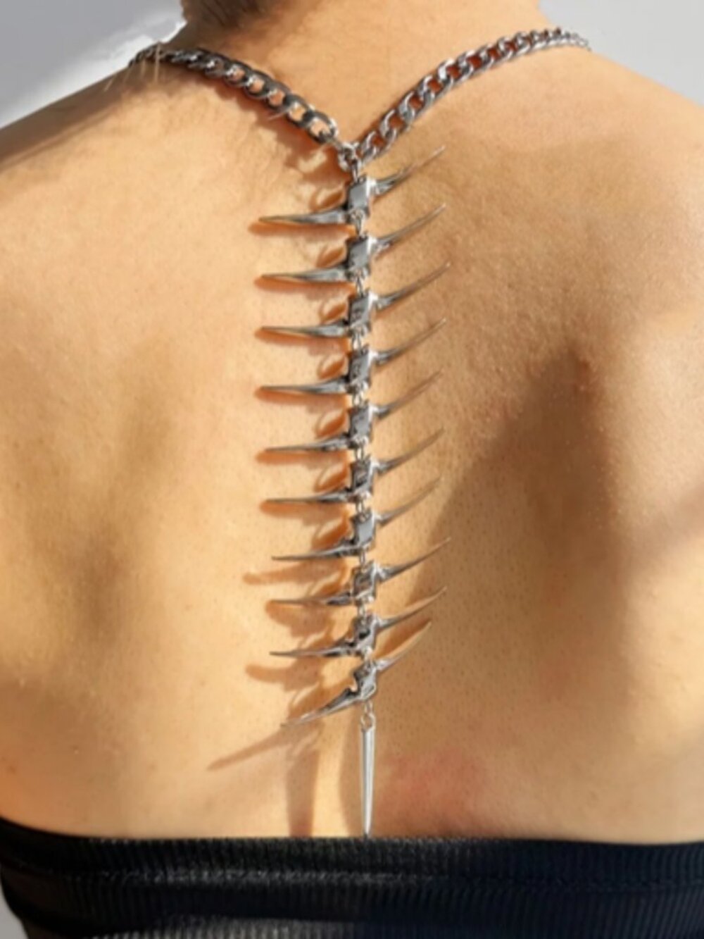 Vertebrae Body Chain - Picture 4 of 4